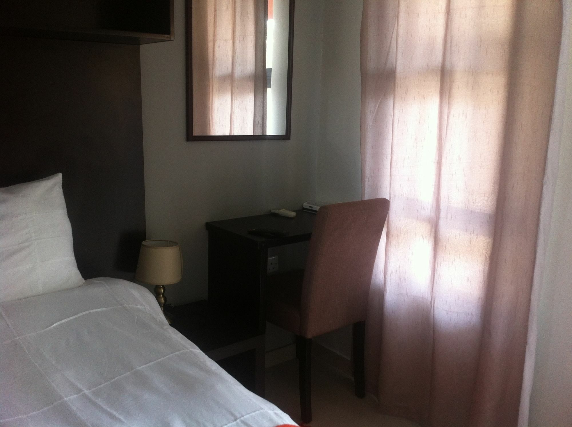 Cosy Palms Bed and Breakfast Γκαμπορόνε Εξωτερικό φωτογραφία