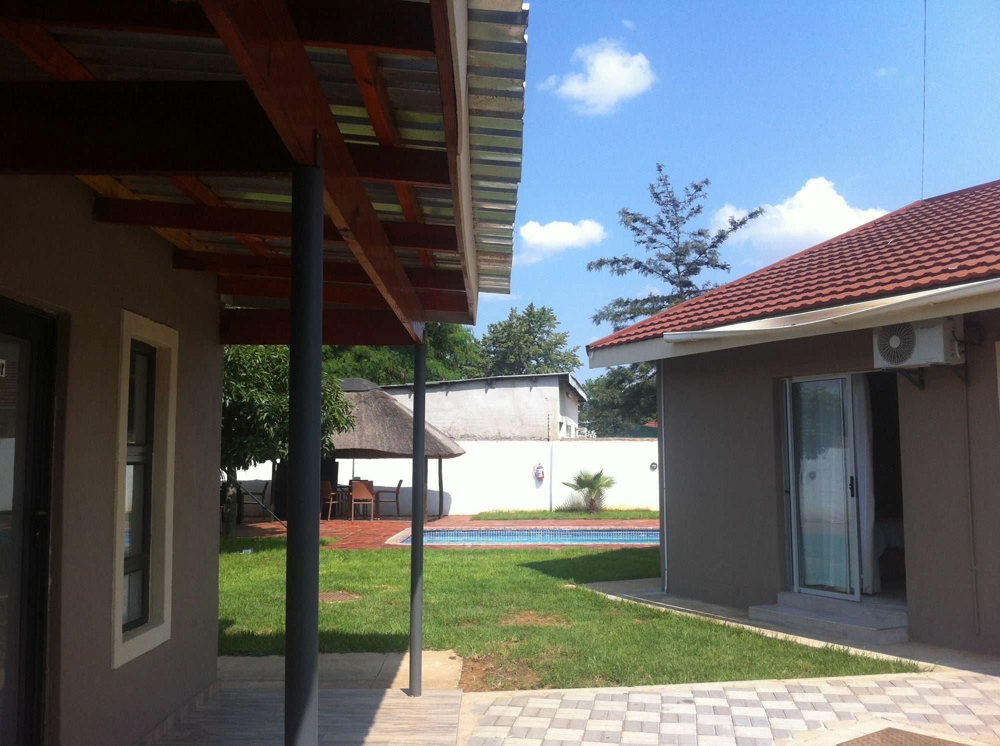 Cosy Palms Bed and Breakfast Γκαμπορόνε Εξωτερικό φωτογραφία