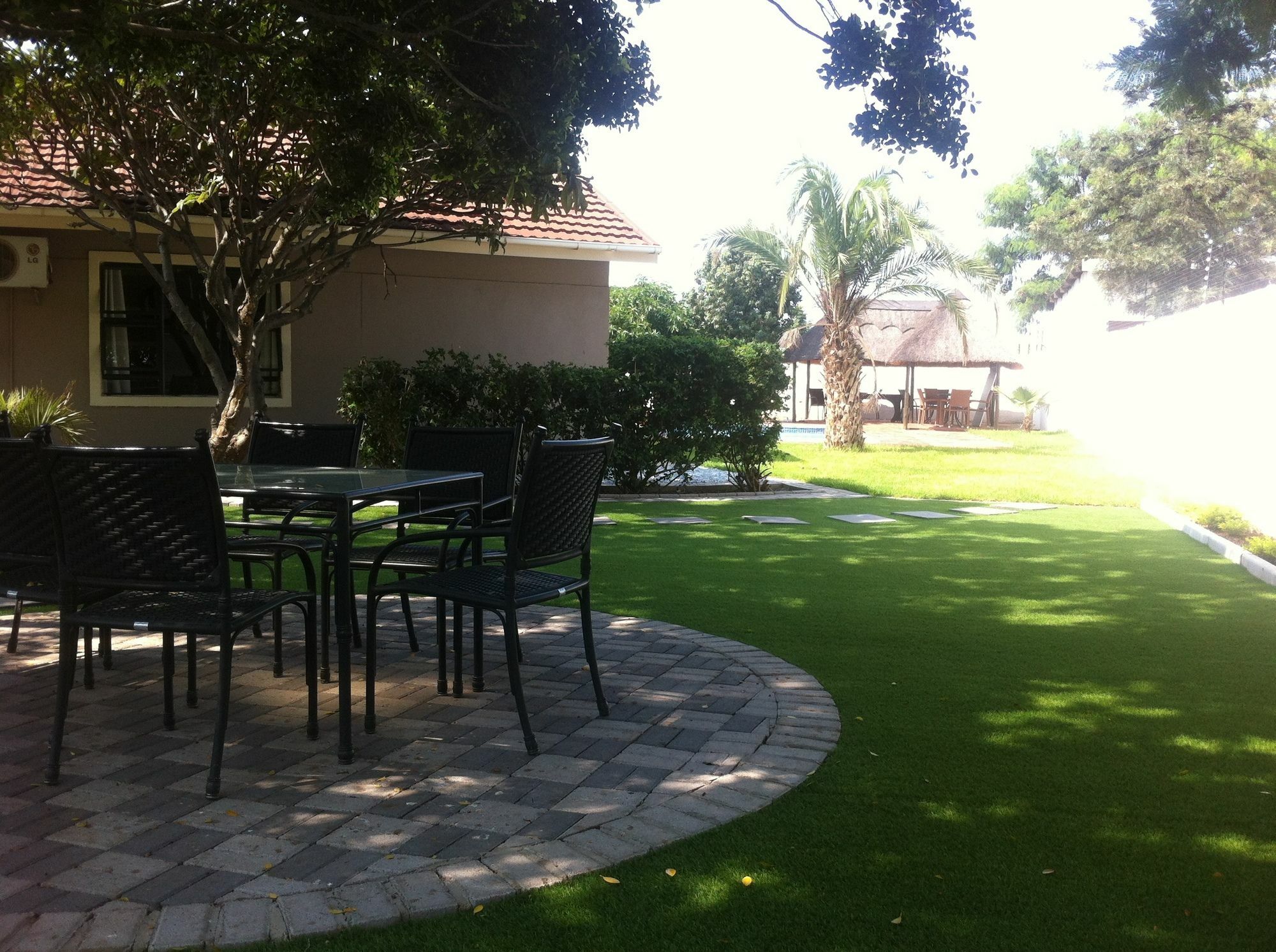 Cosy Palms Bed and Breakfast Γκαμπορόνε Εξωτερικό φωτογραφία